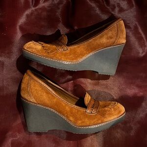 Naturalizer camel suede wedge loafers 8.5
